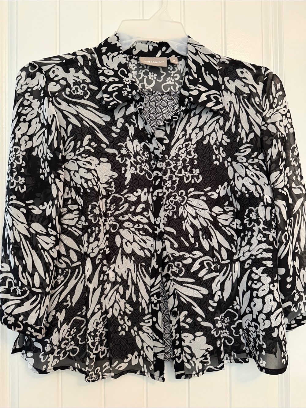 croft & barrow Black and White Floral Button 2 Piece Blouse